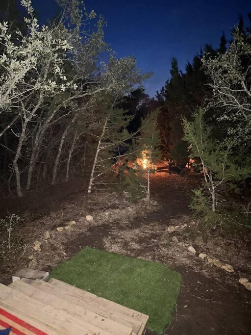 Hotel 12 Fires Luxury Glamping With Heating #5 Johnson City Exterior foto